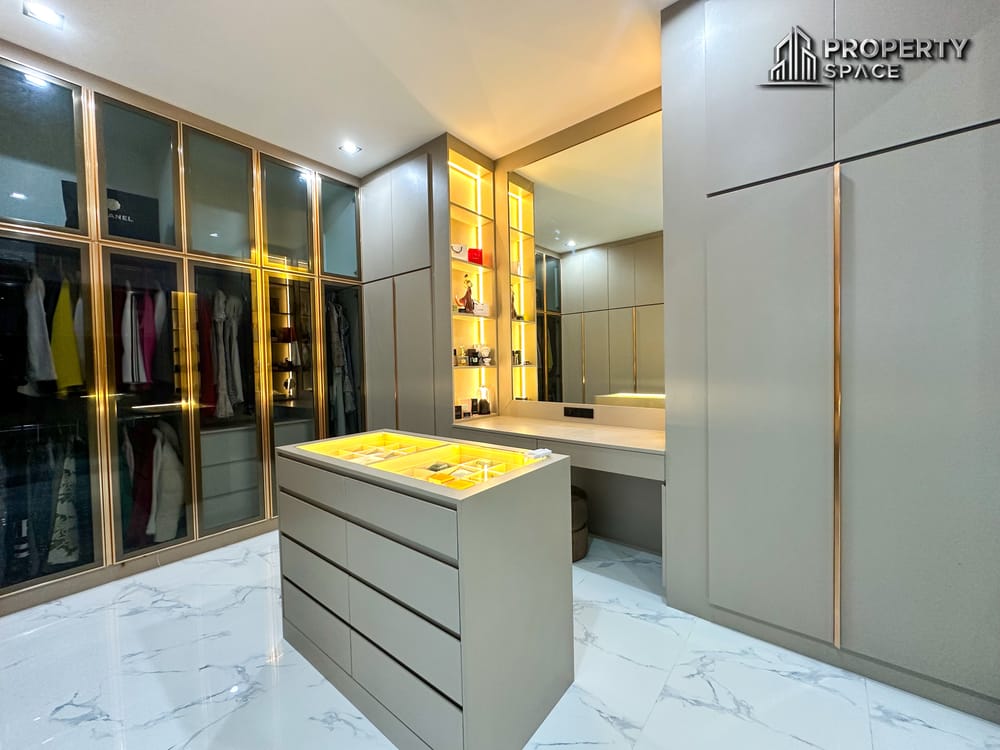 Luxurious Modern Pool Villa 4-Bedroom In Mabprachan Lake Pattaya For Sale Image 30