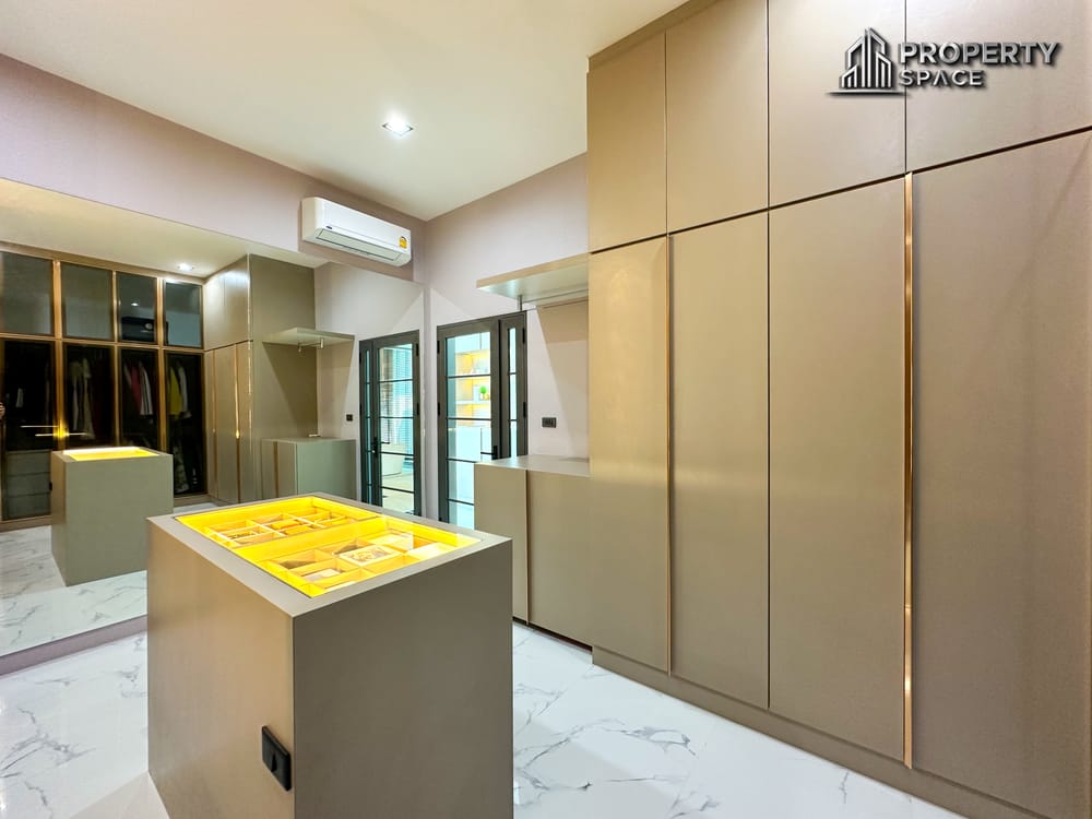 Luxurious Modern Pool Villa 4-Bedroom In Mabprachan Lake Pattaya For Sale Image 28