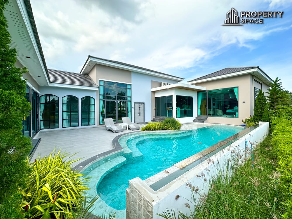 Luxurious Modern Pool Villa 4-Bedroom In Mabprachan Lake Pattaya For Sale Image 5