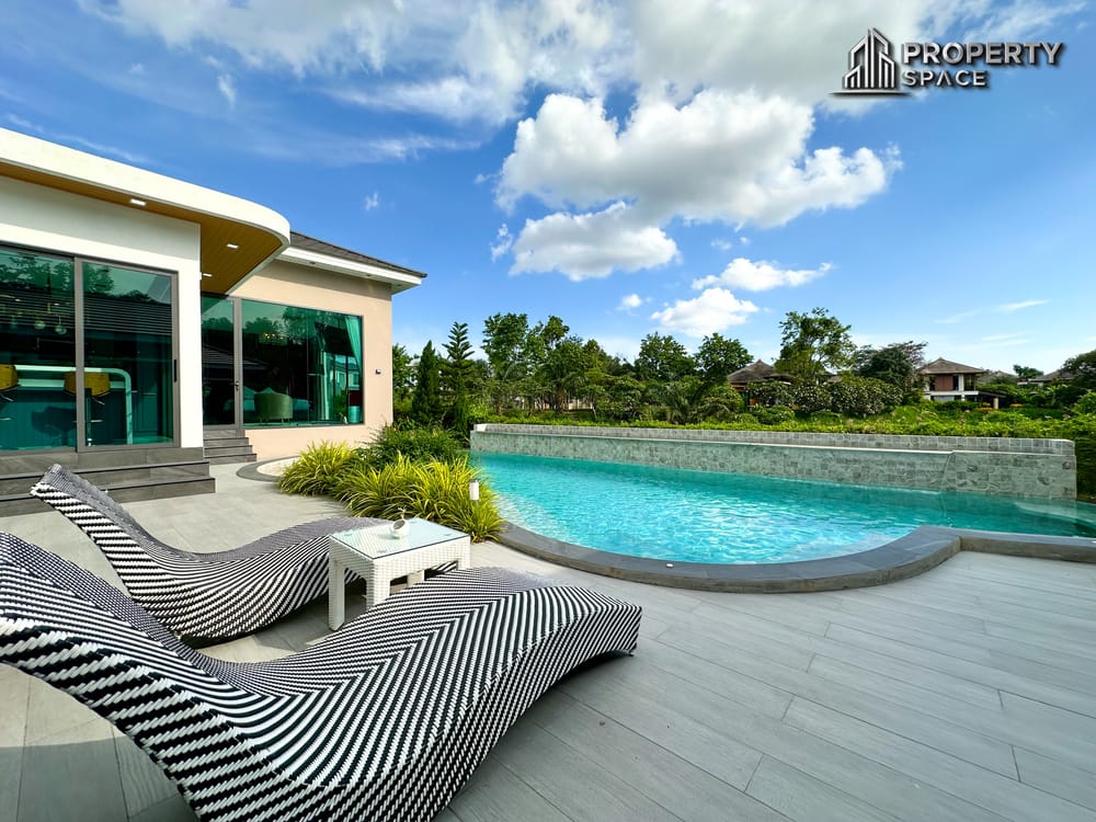Luxurious Modern Pool Villa 4-Bedroom In Mabprachan Lake Pattaya For Sale Image 8