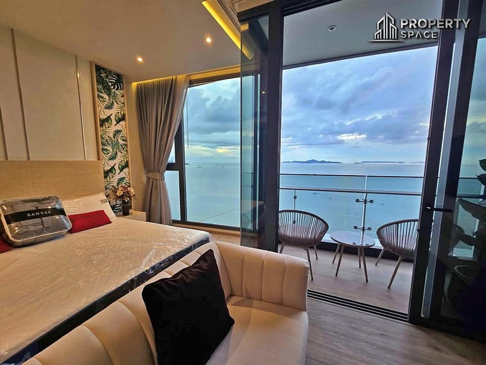 High Floor Sea View Luxury 1 Bedroom In AROM Wongamat Condo For Rent Image 6