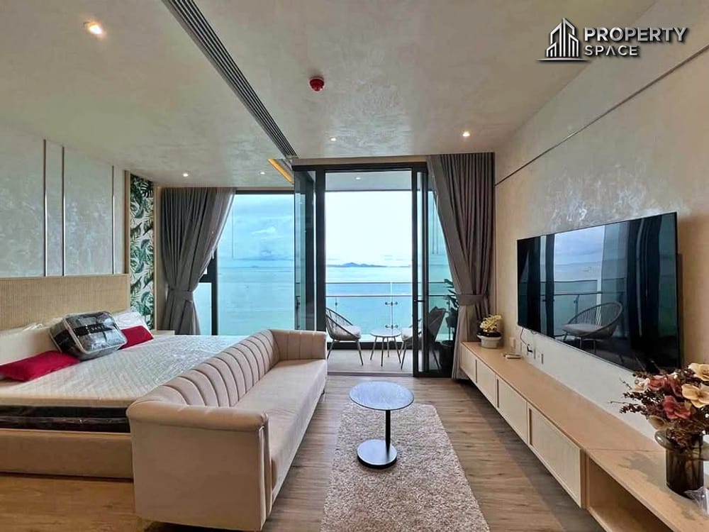 High Floor Sea View Luxury 1 Bedroom In AROM Wongamat Condo For Rent Image 4