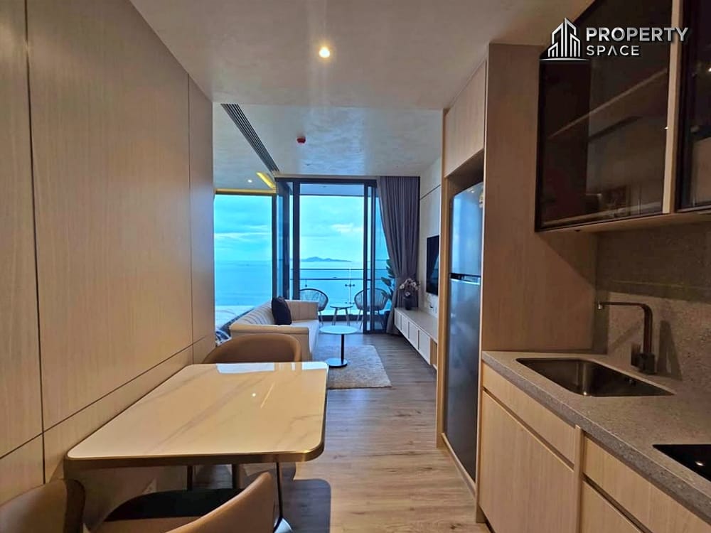 High Floor Sea View Luxury 1 Bedroom In AROM Wongamat Condo For Rent Image 14