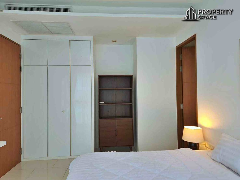 Spacious Beachfront  3 Bedroom Corner Unit At The Sanctuary Wongamat Condo For Sale & Rent Image 26