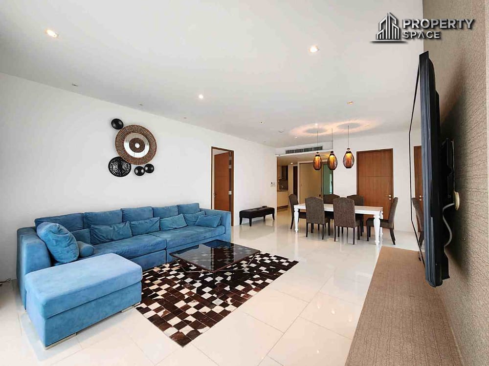 Spacious Beachfront  3 Bedroom Corner Unit At The Sanctuary Wongamat Condo For Sale & Rent Image 4