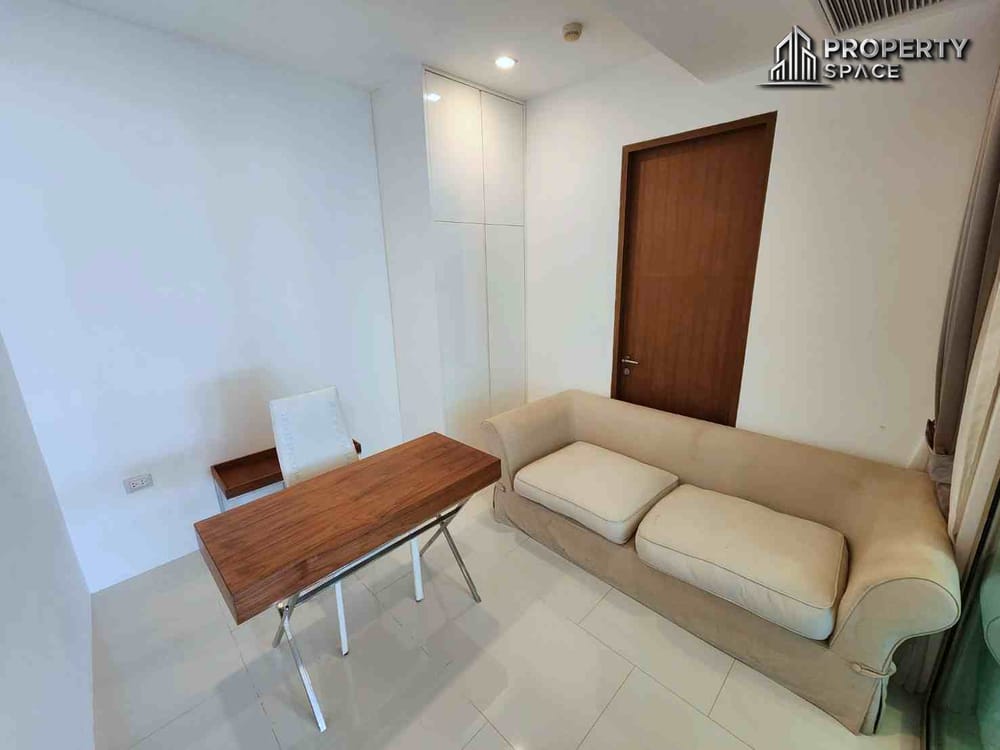 Spacious Beachfront  3 Bedroom Corner Unit At The Sanctuary Wongamat Condo For Sale & Rent Image 30