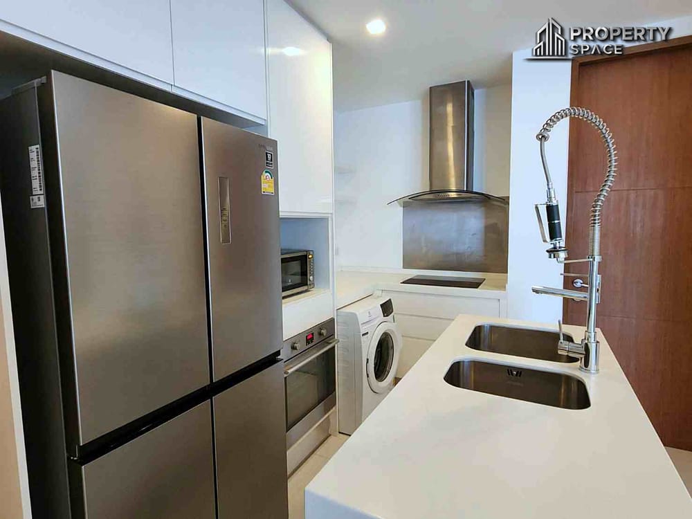 Spacious Beachfront  3 Bedroom Corner Unit At The Sanctuary Wongamat Condo For Sale & Rent Image 14