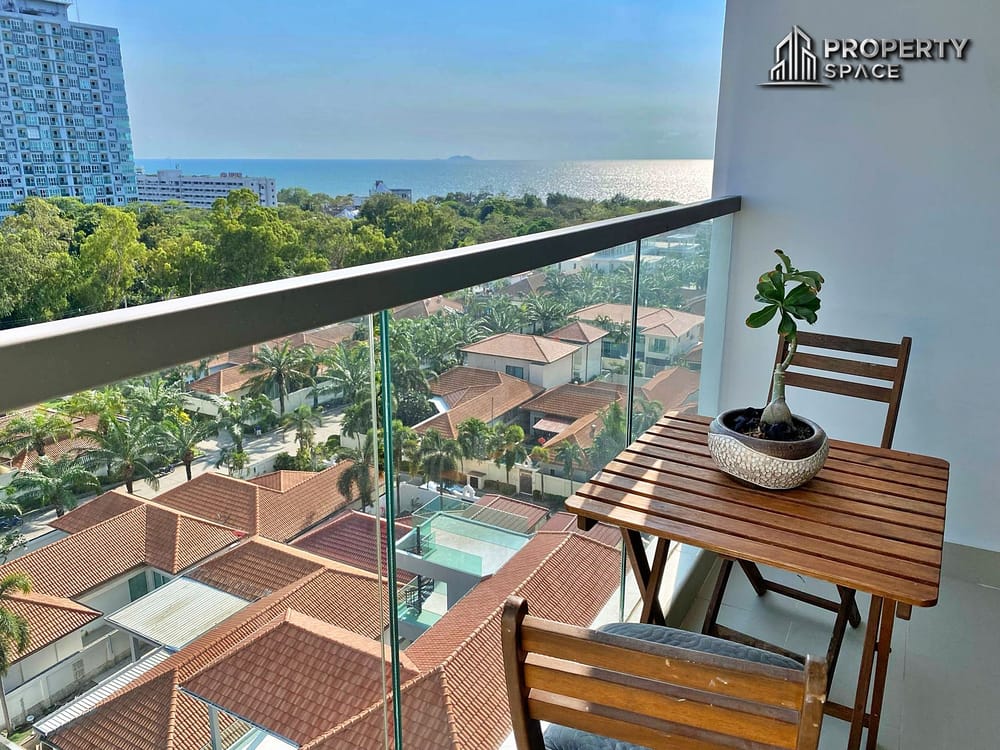 Spacious Modern 2 Bedroom In The Peak Towers Pratumnak For Sale Image 23