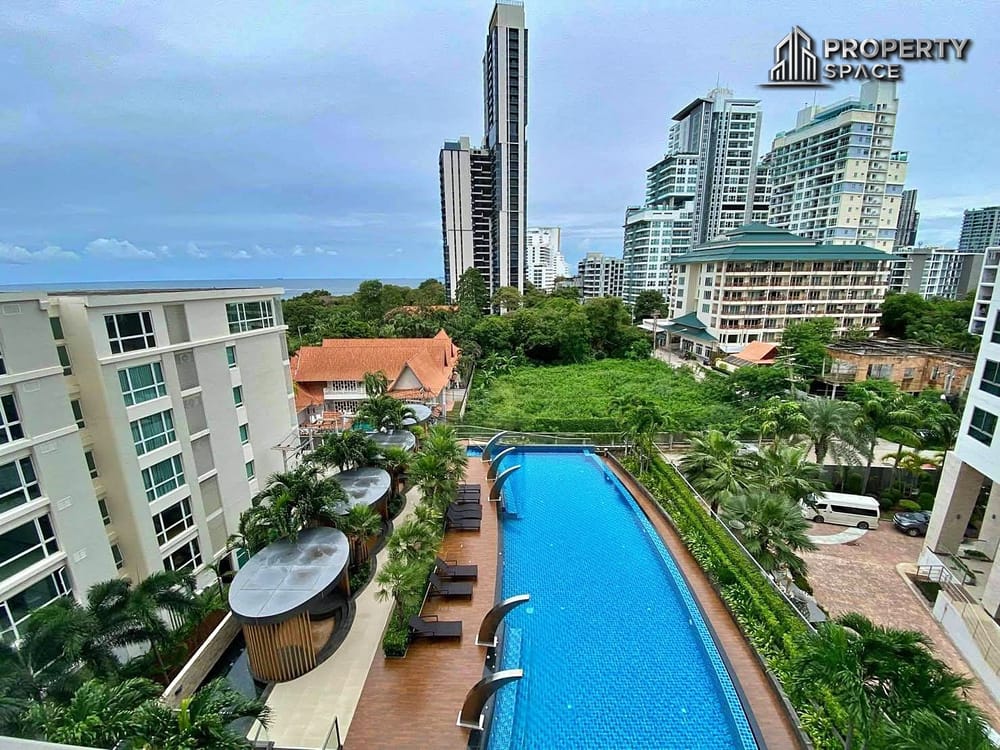 Spacious Modern 2 Bedroom In The Peak Towers Pratumnak For Sale Image 24