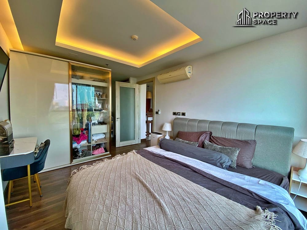 Spacious Modern 2 Bedroom In The Peak Towers Pratumnak For Sale Image 14