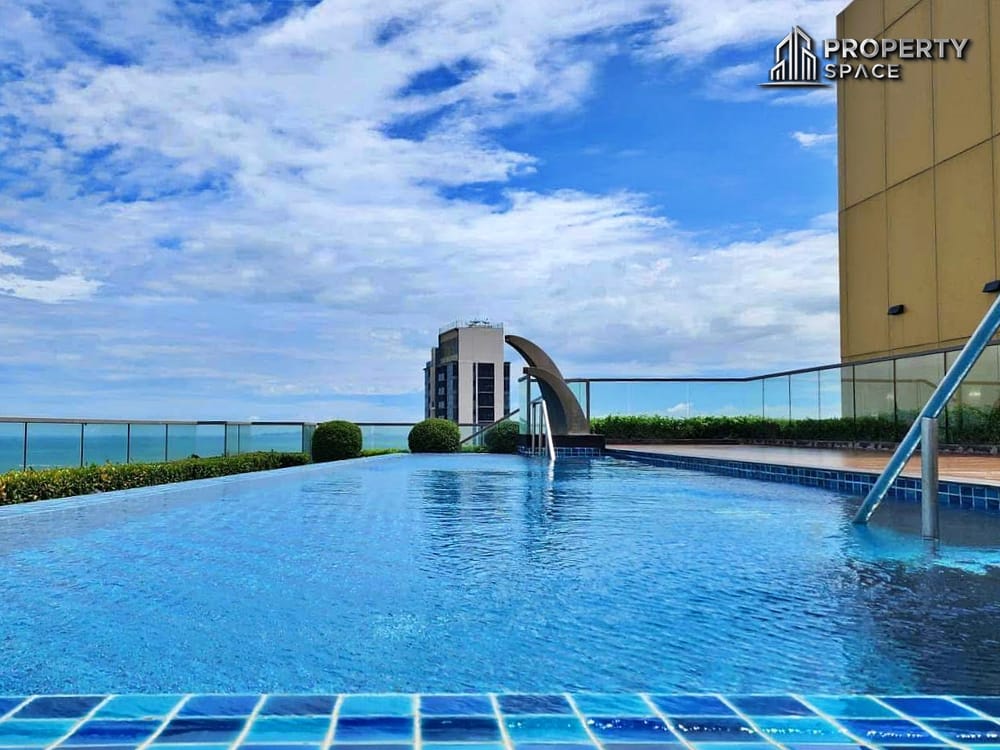 Spacious Modern 2 Bedroom In The Peak Towers Pratumnak For Sale Image 25