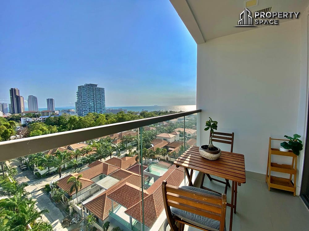 Spacious Modern 2 Bedroom In The Peak Towers Pratumnak For Sale Image 22