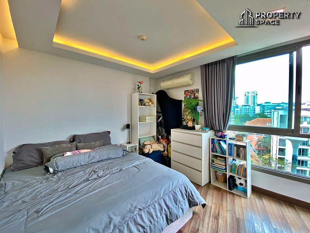 Spacious Modern 2 Bedroom In The Peak Towers Pratumnak For Sale Image 17