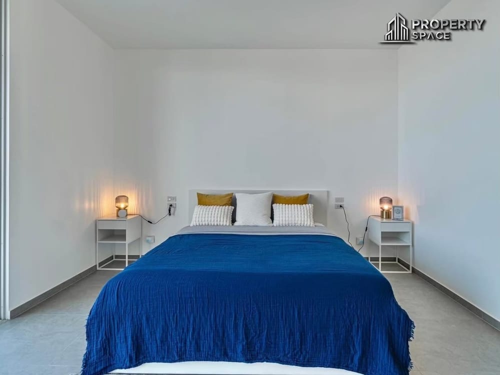 Unparalleled Sea View: Large 2-Bedroom Luxury Unit in The Cove Wongamat Condo For Rent Image 13