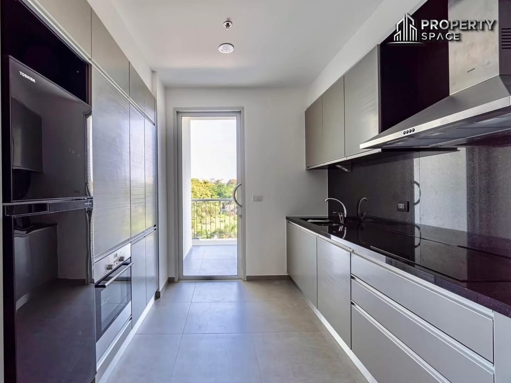 Unparalleled Sea View: Large 2-Bedroom Luxury Unit in The Cove Wongamat Condo For Rent Image 9