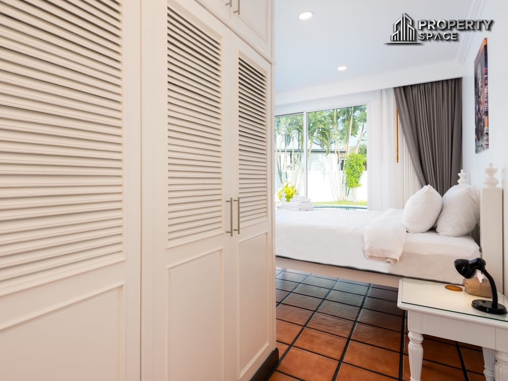 Newly Renovated 4-Bedroom Pool Villa With Daily Rental License For Business in Soi Siam Country Club For Sale Image 24