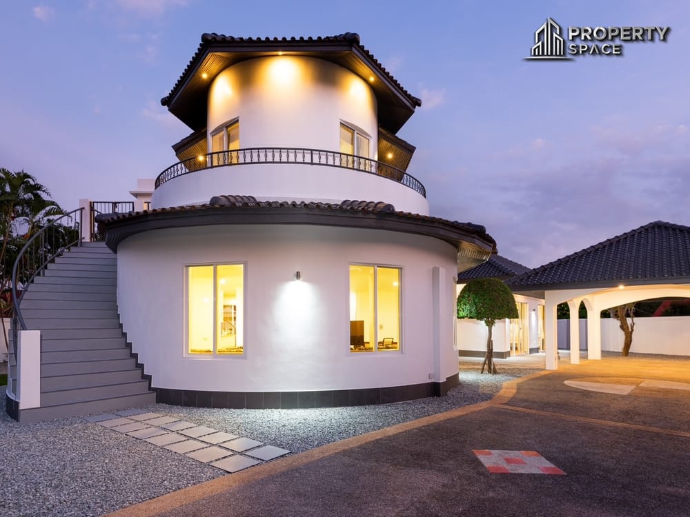 Newly Renovated 4-Bedroom Pool Villa With Daily Rental License For Business in Soi Siam Country Club For Sale Image 3