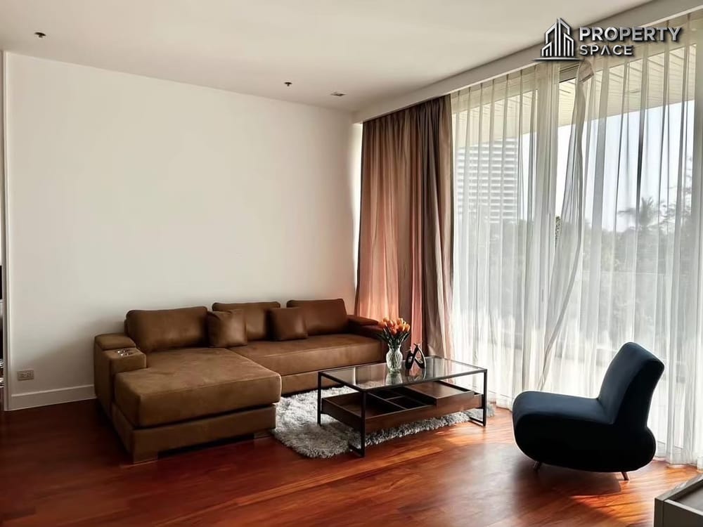 Specious 2-Bedroom Luxury Unit sea view in The Cove Pattaya for Rent Image 12