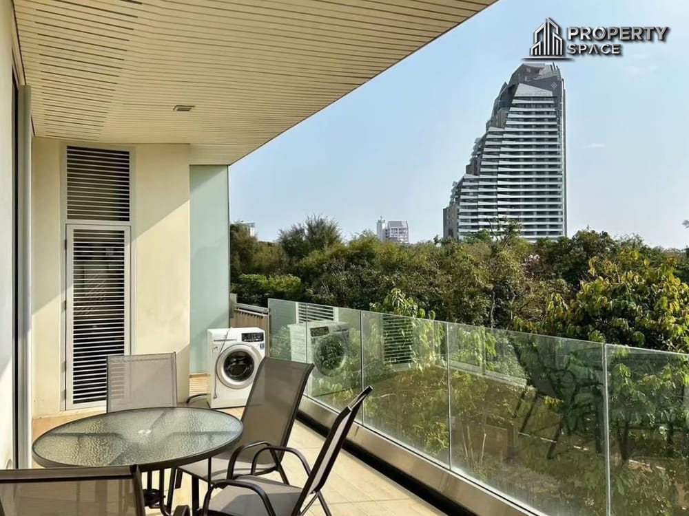 Specious 2-Bedroom Luxury Unit sea view in The Cove Pattaya for Rent Image 4