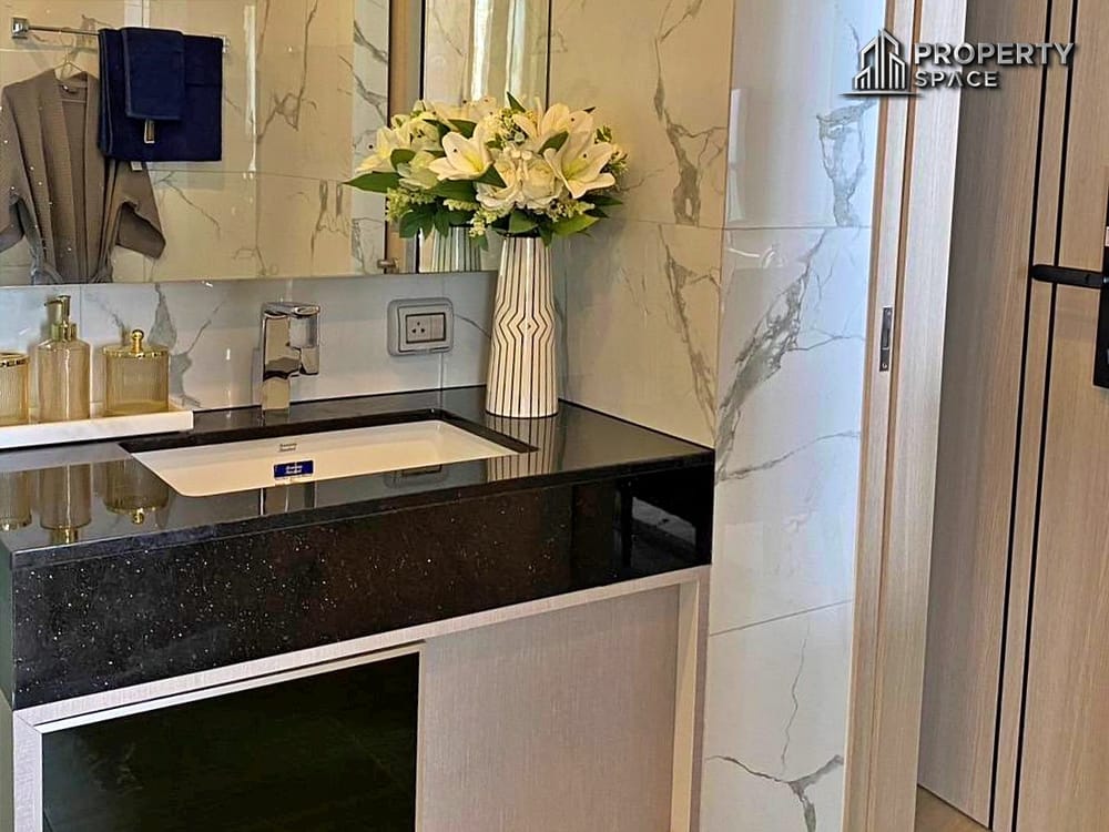Sea View Luxury 1 Bedroom in The Panora Pattaya For Sale & Rent Image 8