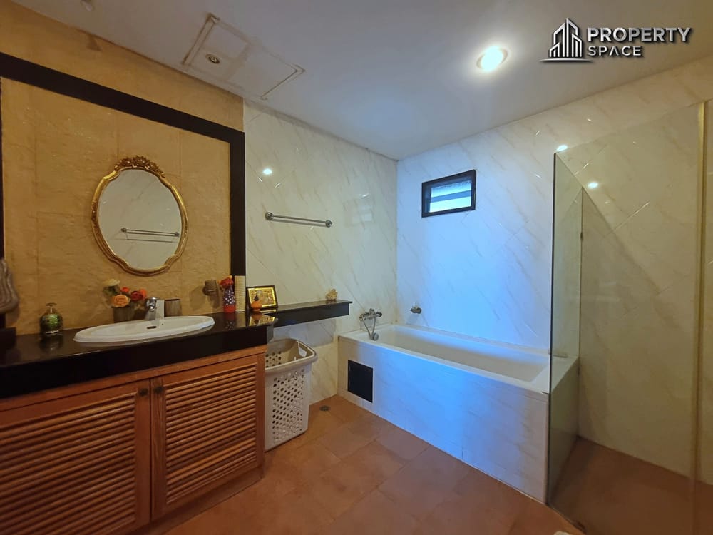 1 Bedroom Condo Sea View (FQ) In Nova Mirage Wongamat Pattaya For Sale Image 17