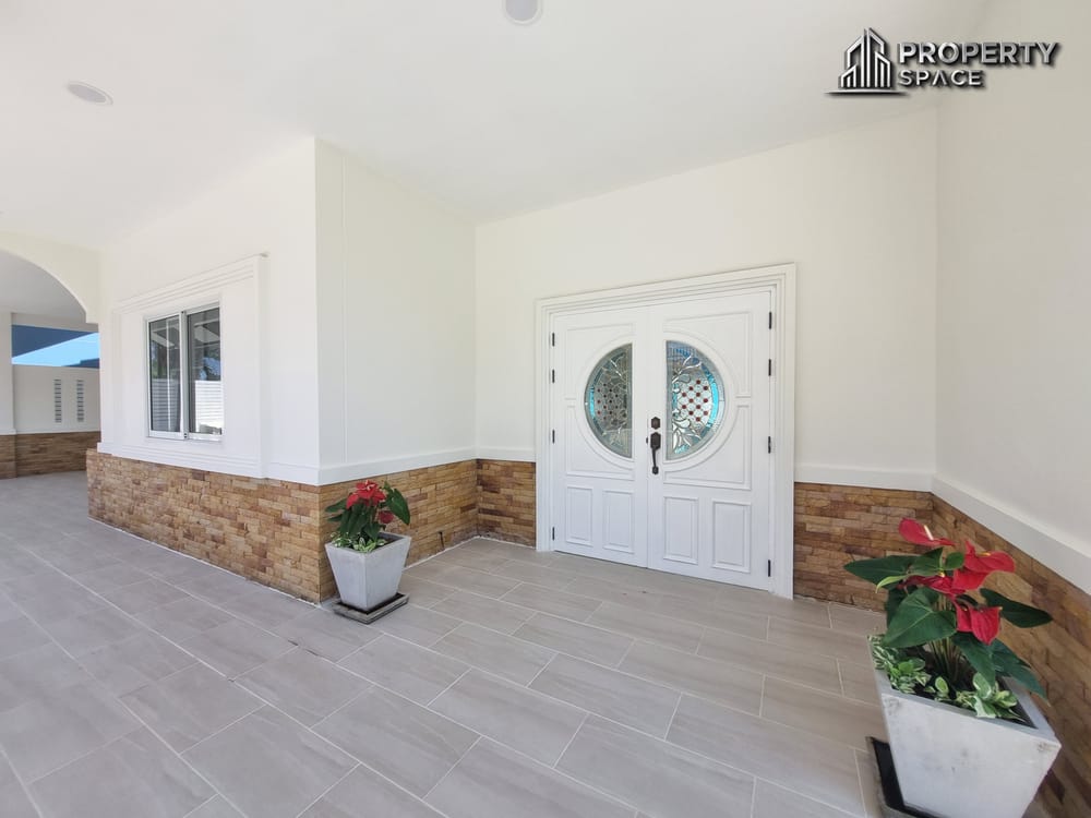 Newly Renovated 4 Bedroom Pool Villa In Chaiyapruk2 East Pattaya For Sale And Rent Image 6