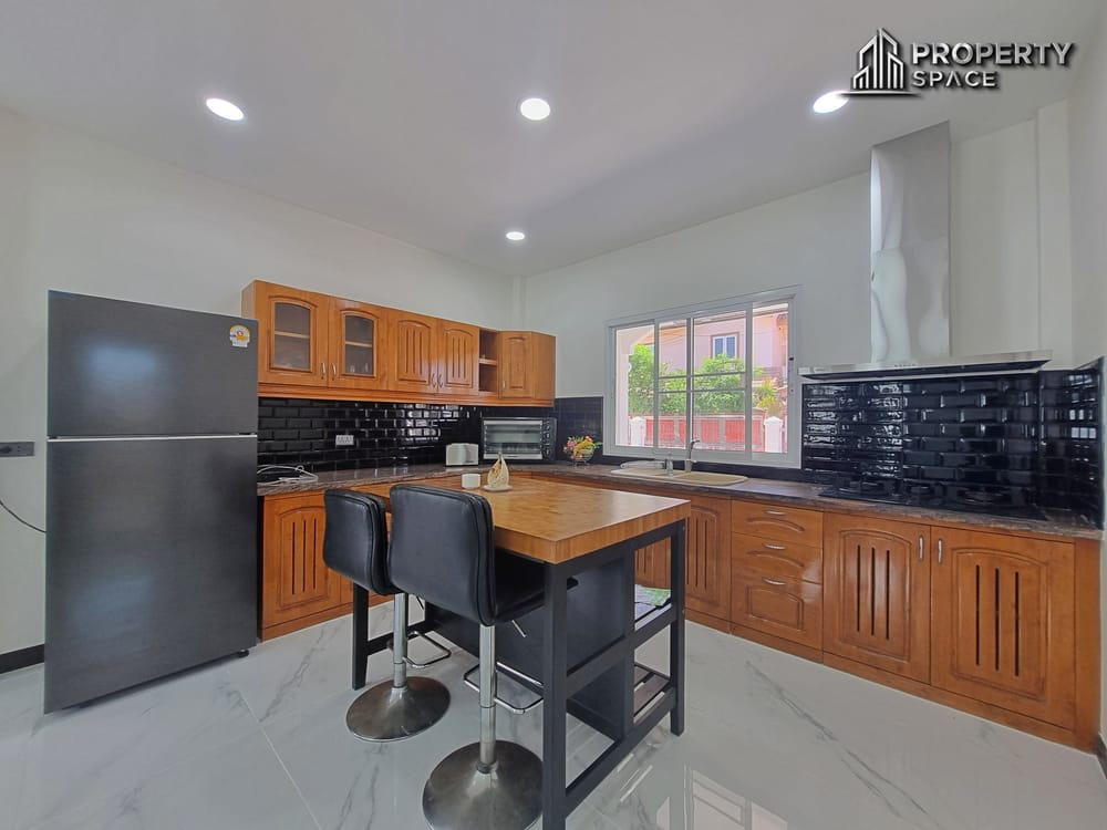 Newly Renovated 4 Bedroom Pool Villa In Chaiyapruk2 East Pattaya For Sale And Rent Image 10