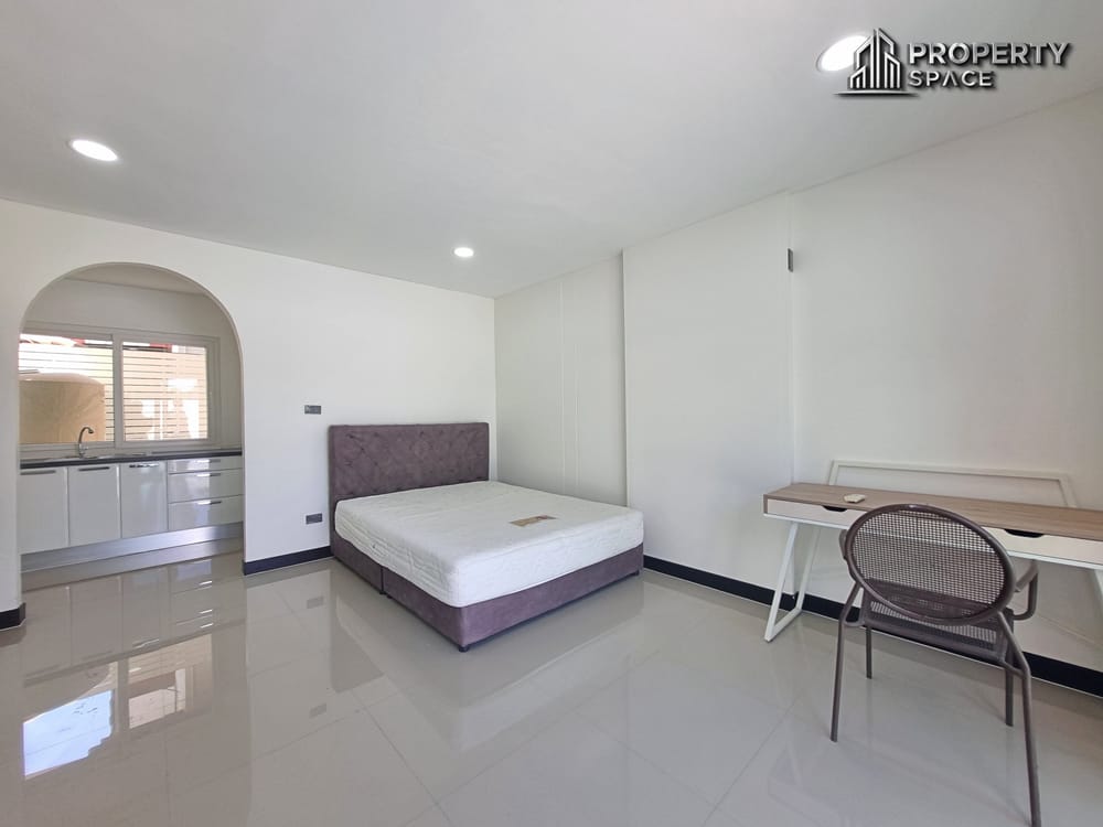 Newly Renovated 4 Bedroom Pool Villa In Chaiyapruk2 East Pattaya For Sale And Rent Image 23