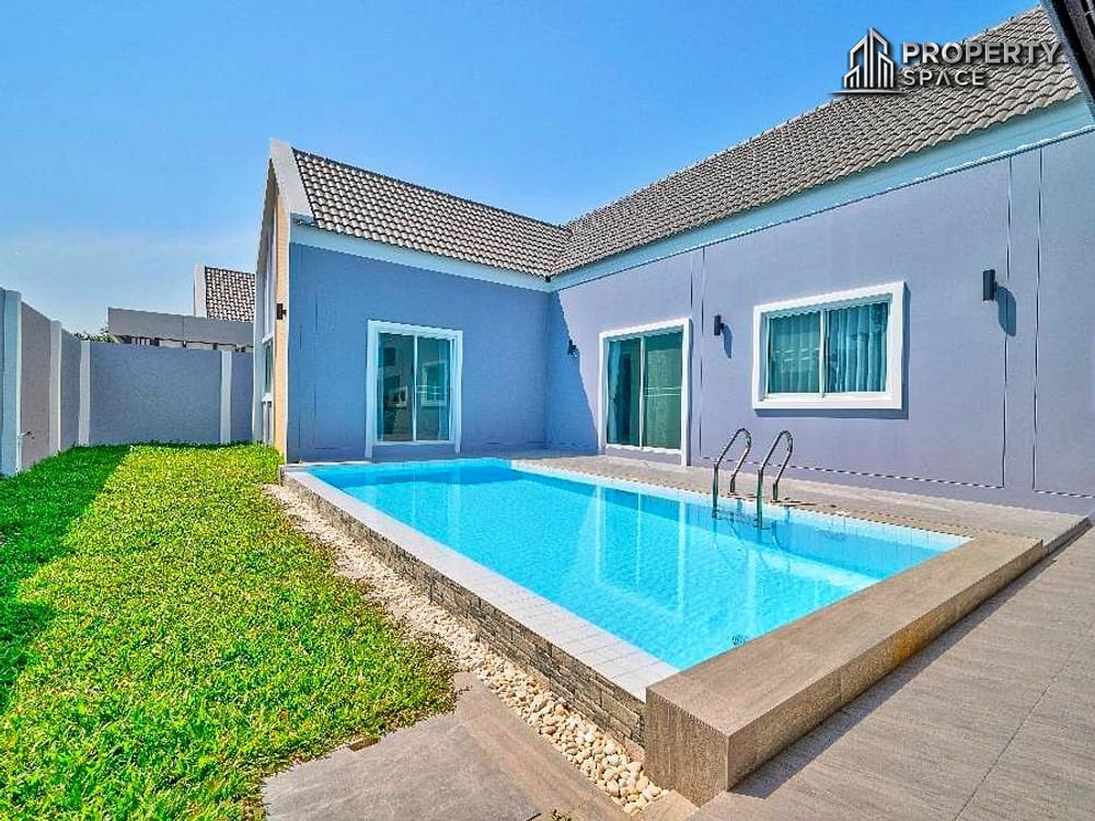 Brand-New Modern 4 Bedroom Pool Villa In East Pattaya for Sale Image 3