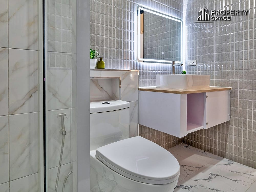 Brand-New Modern 4 Bedroom Pool Villa In East Pattaya for Sale Image 23
