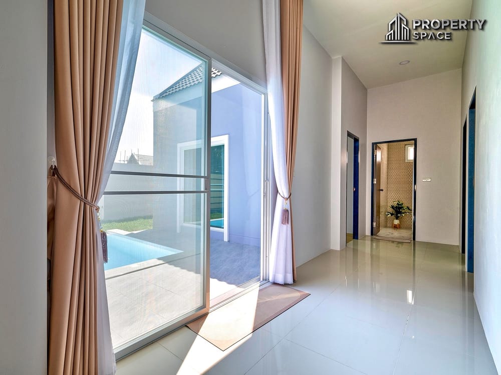 Brand-New Modern 4 Bedroom Pool Villa In East Pattaya for Sale Image 27