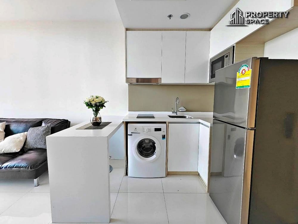 Luxury Sea View 1 Bedroom in Riviera Wongamat Condo For Sale Image 6