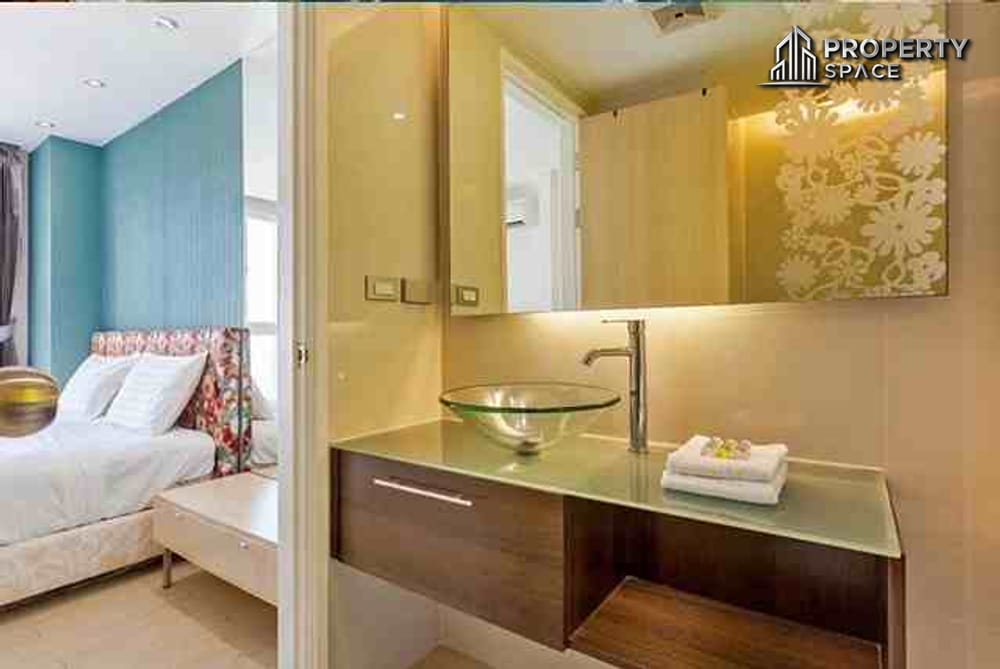 Stylish 2 Bedroom Condo With Pool View In Grande Caribbean Pattaya For Rent Image 6