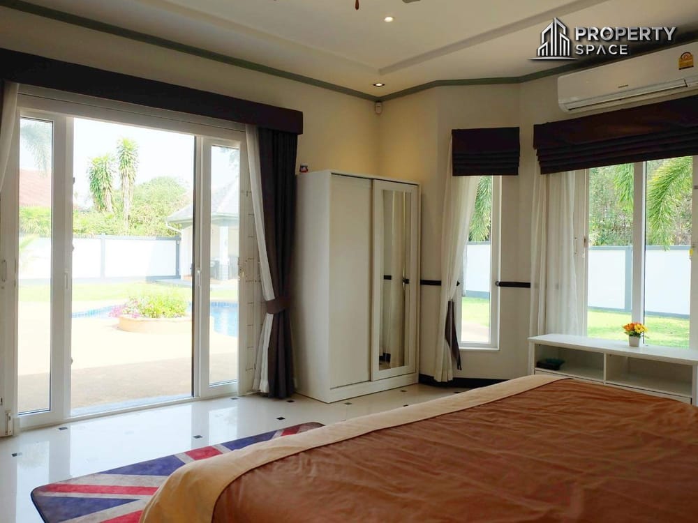 Spacious 4-Bedroom Pool Villa With Huge Garden In East Pattaya For Rent Image 17