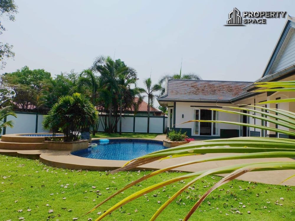 Spacious 4-Bedroom Pool Villa With Huge Garden In East Pattaya For Rent Image 20