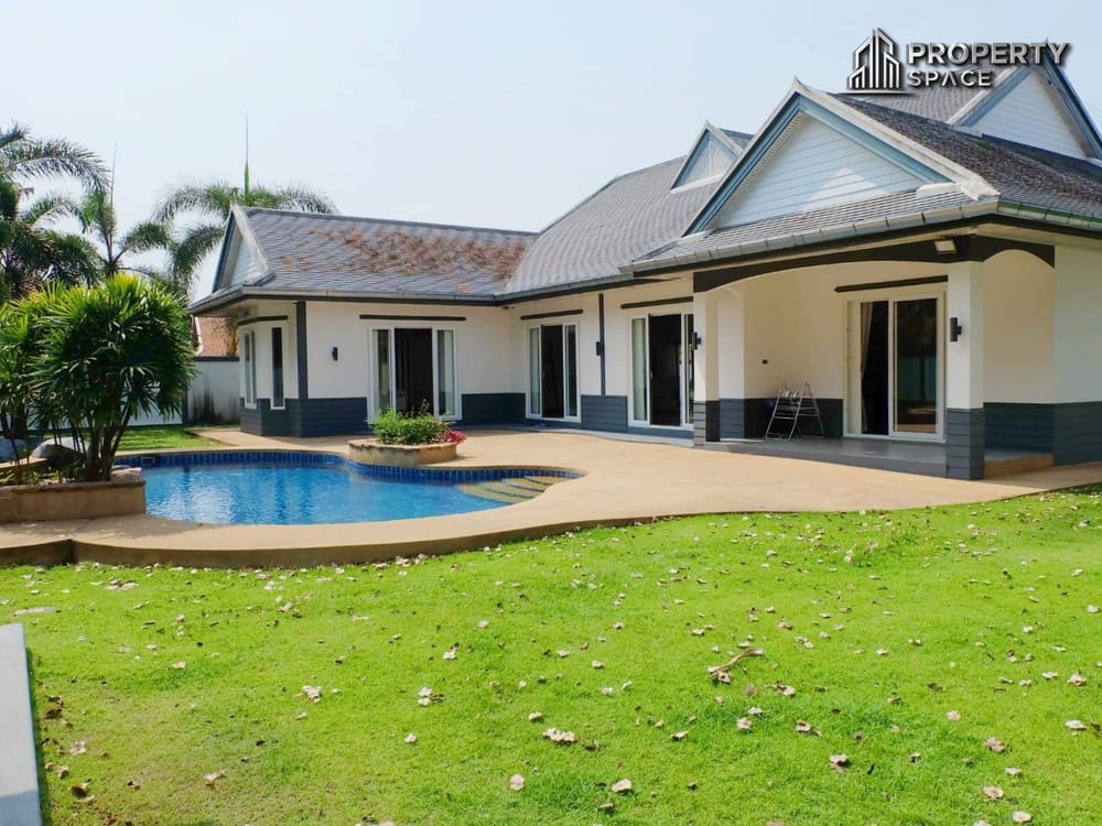Spacious 4-Bedroom Pool Villa With Huge Garden In East Pattaya For Rent Image 1