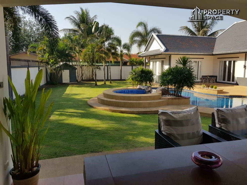 Spacious 4-Bedroom Pool Villa With Huge Garden In East Pattaya For Rent Image 6