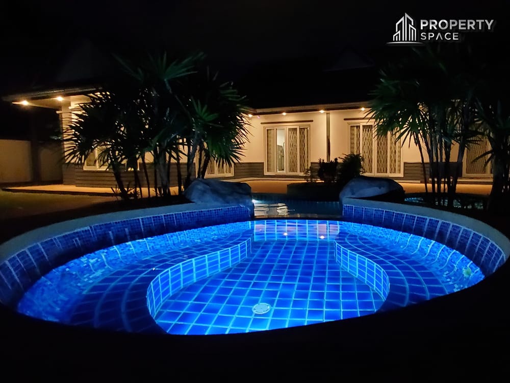 Spacious 4-Bedroom Pool Villa With Huge Garden In East Pattaya For Rent Image 4
