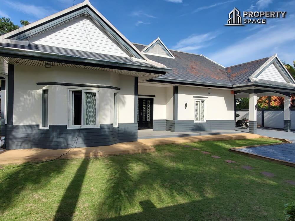 Spacious 4-Bedroom Pool Villa With Huge Garden In East Pattaya For Rent Image 24