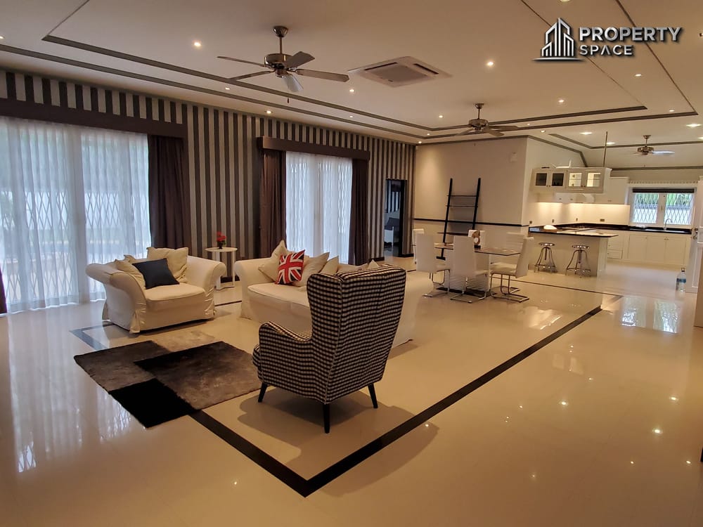 Spacious 4-Bedroom Pool Villa With Huge Garden In East Pattaya For Rent Image 9