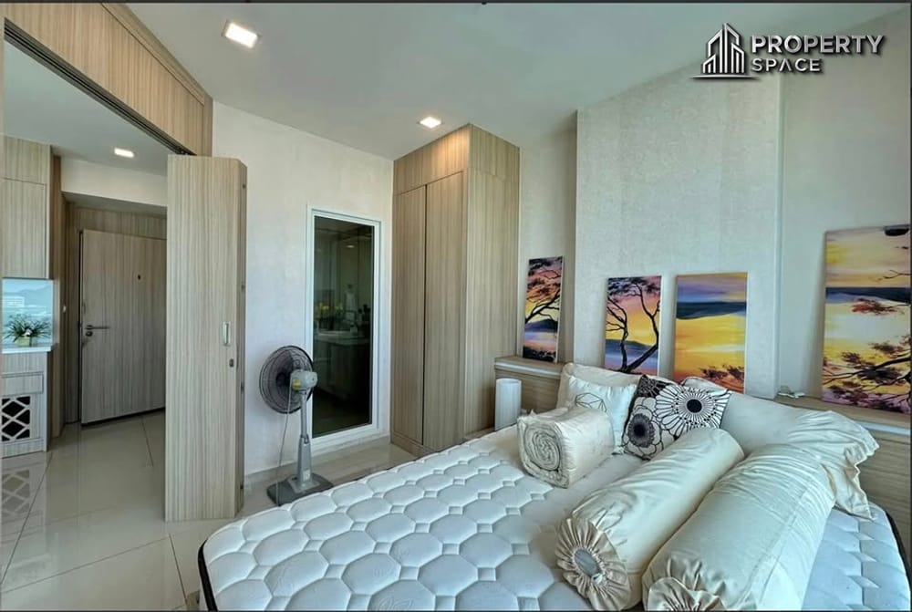 Stunning Sea View Corner Unit In City Garden Tower Condominium For Sale Image 11