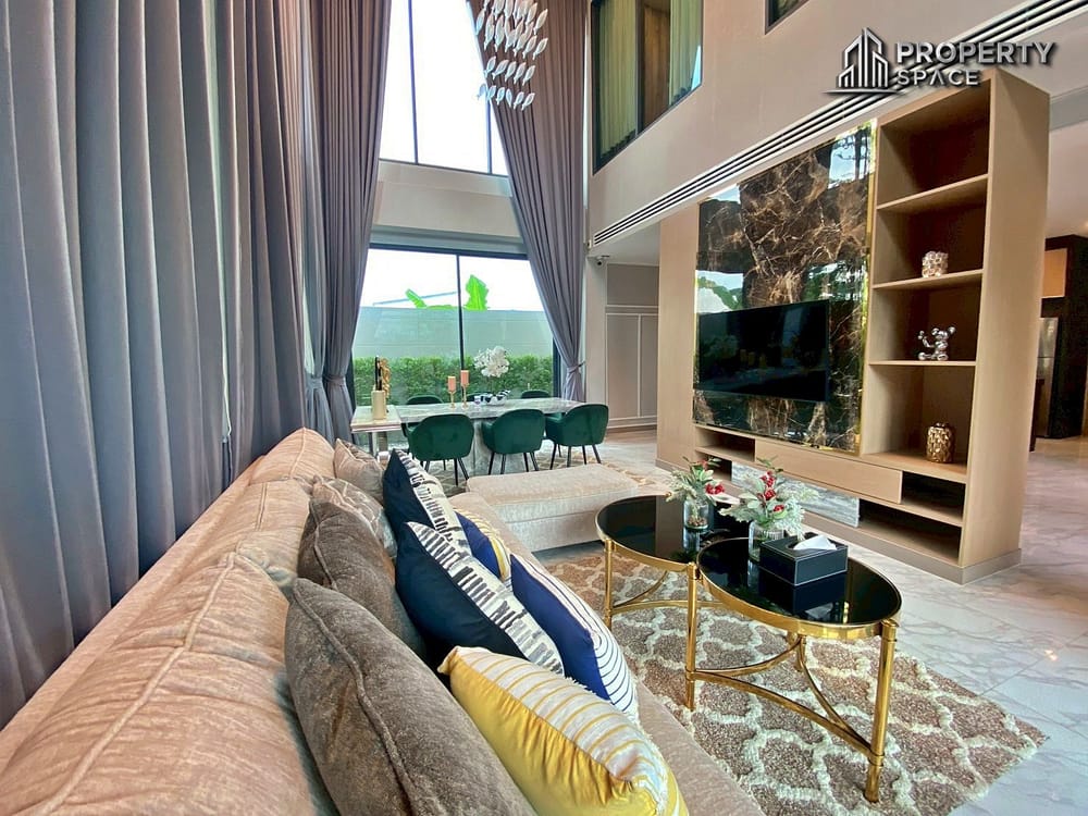 Luxury 4 Bedroom Pool Villa in Madcha Nirvana Huai Yai For Sale & Rent Image 9