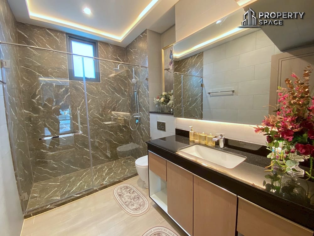 Luxury 4 Bedroom Pool Villa in Madcha Nirvana Huai Yai For Sale & Rent Image 17