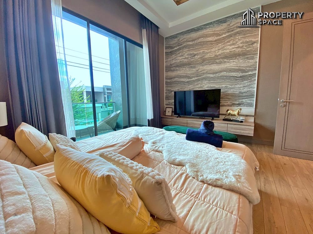 Luxury 4 Bedroom Pool Villa in Madcha Nirvana Huai Yai For Sale & Rent Image 24