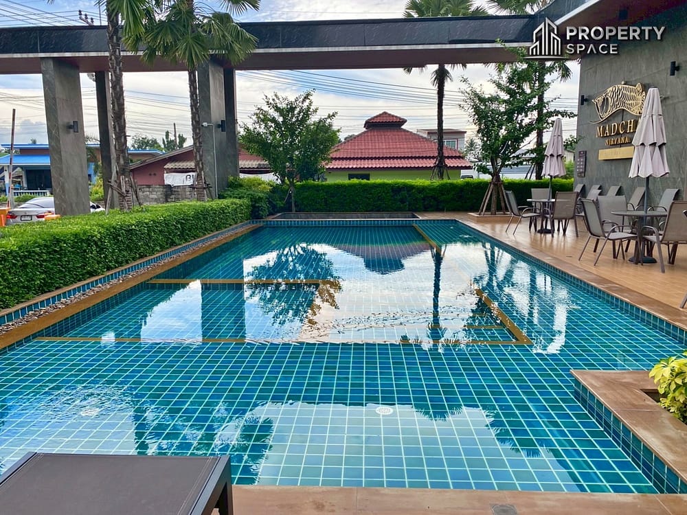 Luxury 4 Bedroom Pool Villa in Madcha Nirvana Huai Yai For Sale & Rent Image 48