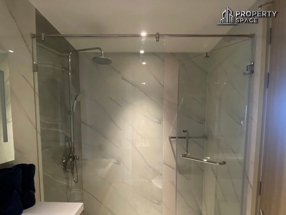 1-Bedroom Beautiful Sea View Unit in Once Pattaya For Rent Image 7