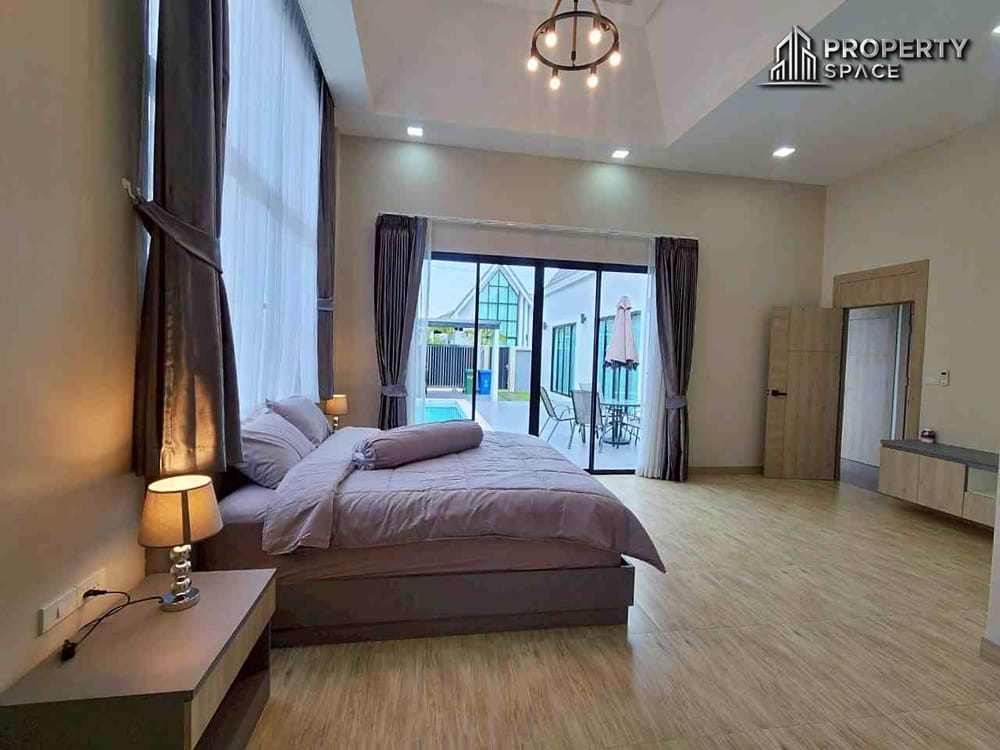 Luxury 3 Bedroom Nordic Pool Villa in East Pattaya For Rent Image 15