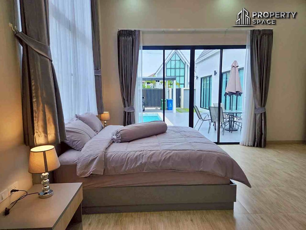 Luxury 3 Bedroom Nordic Pool Villa in East Pattaya For Rent Image 16