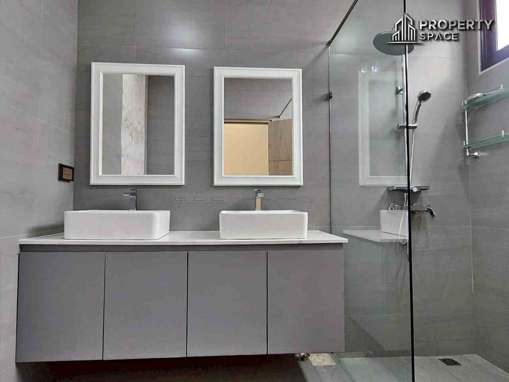 Luxury 3 Bedroom Nordic Pool Villa in East Pattaya For Rent Image 21