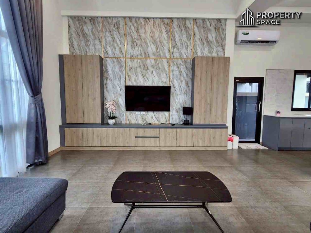 Luxury 3 Bedroom Nordic Pool Villa in East Pattaya For Rent Image 6